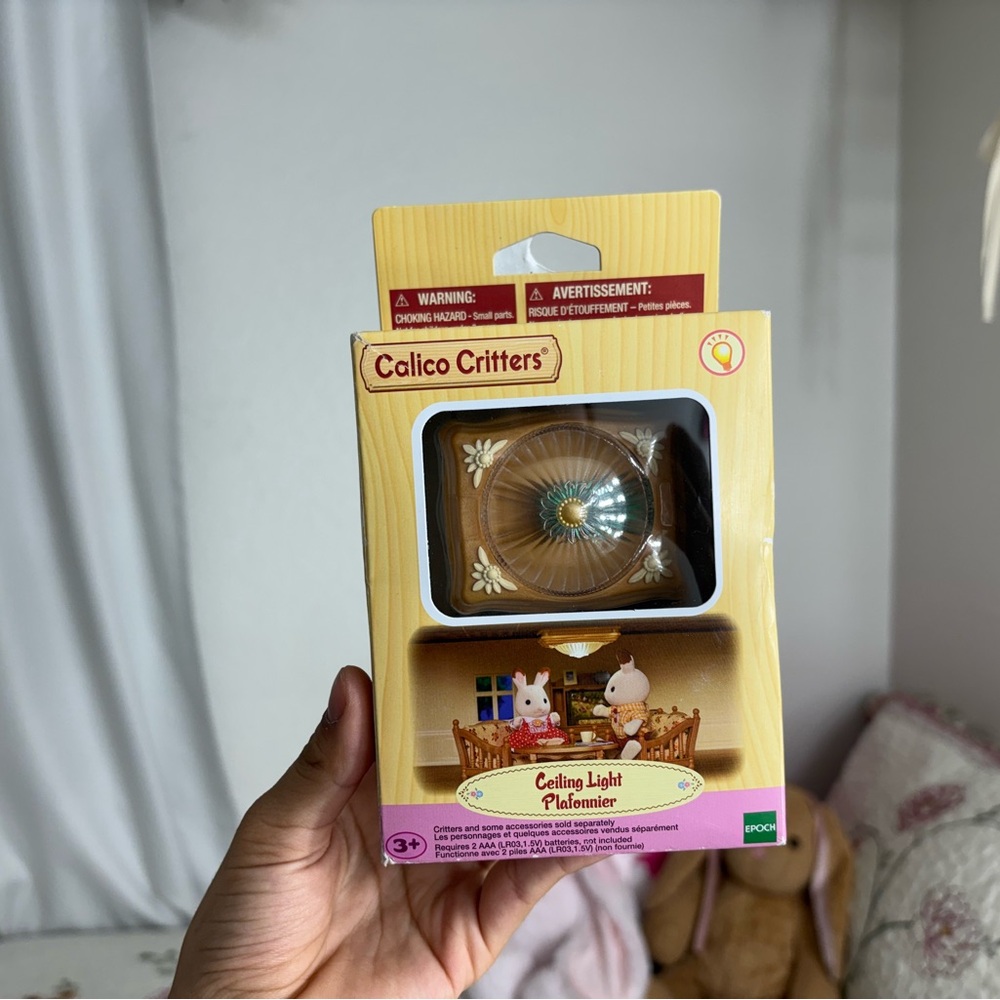 Calico Critters Ceiling Light - Picture 2 of 5